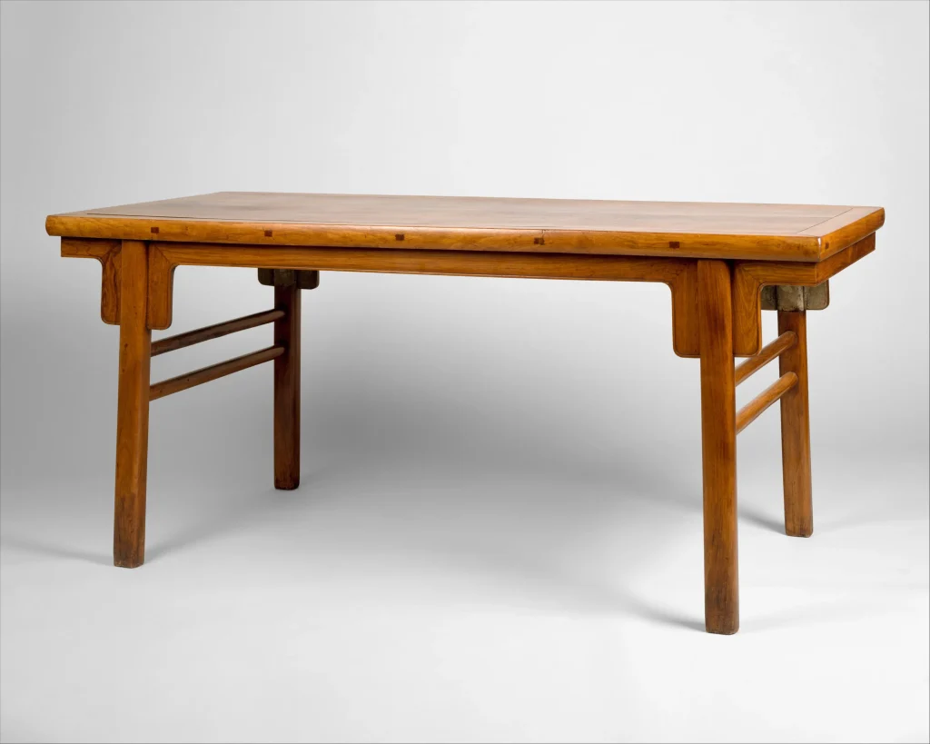 Painting table