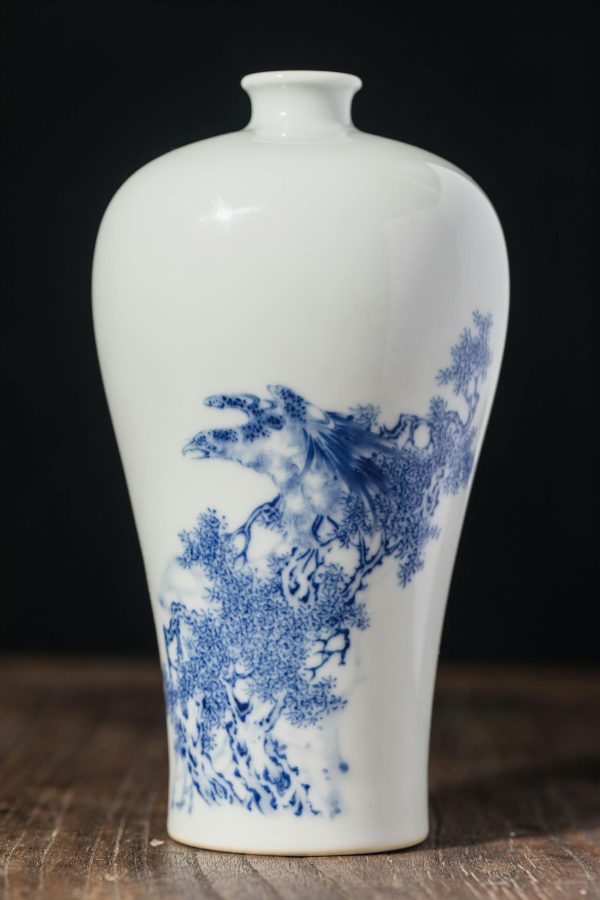 A beautiful Chinese porcelain vase with intricate blue artwork, perfect for decor enthusiasts.