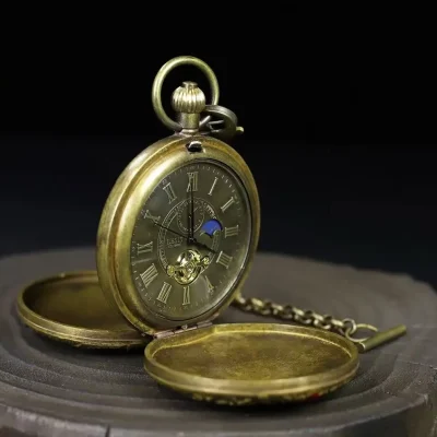 Double-Opening Copper Mechanical Pocket Watch Double-Opening Copper Mechanical Pocket Watch