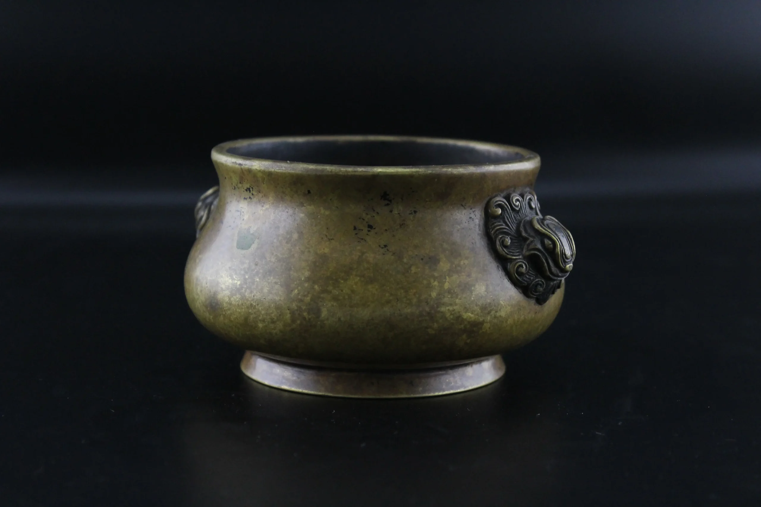 Early Qing Dynasty Bronze Censer with Twin Lion Handles