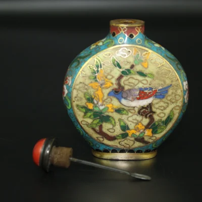 Qing Cloisonné Enamel Snuff Bottle with Bird and Floral Motif