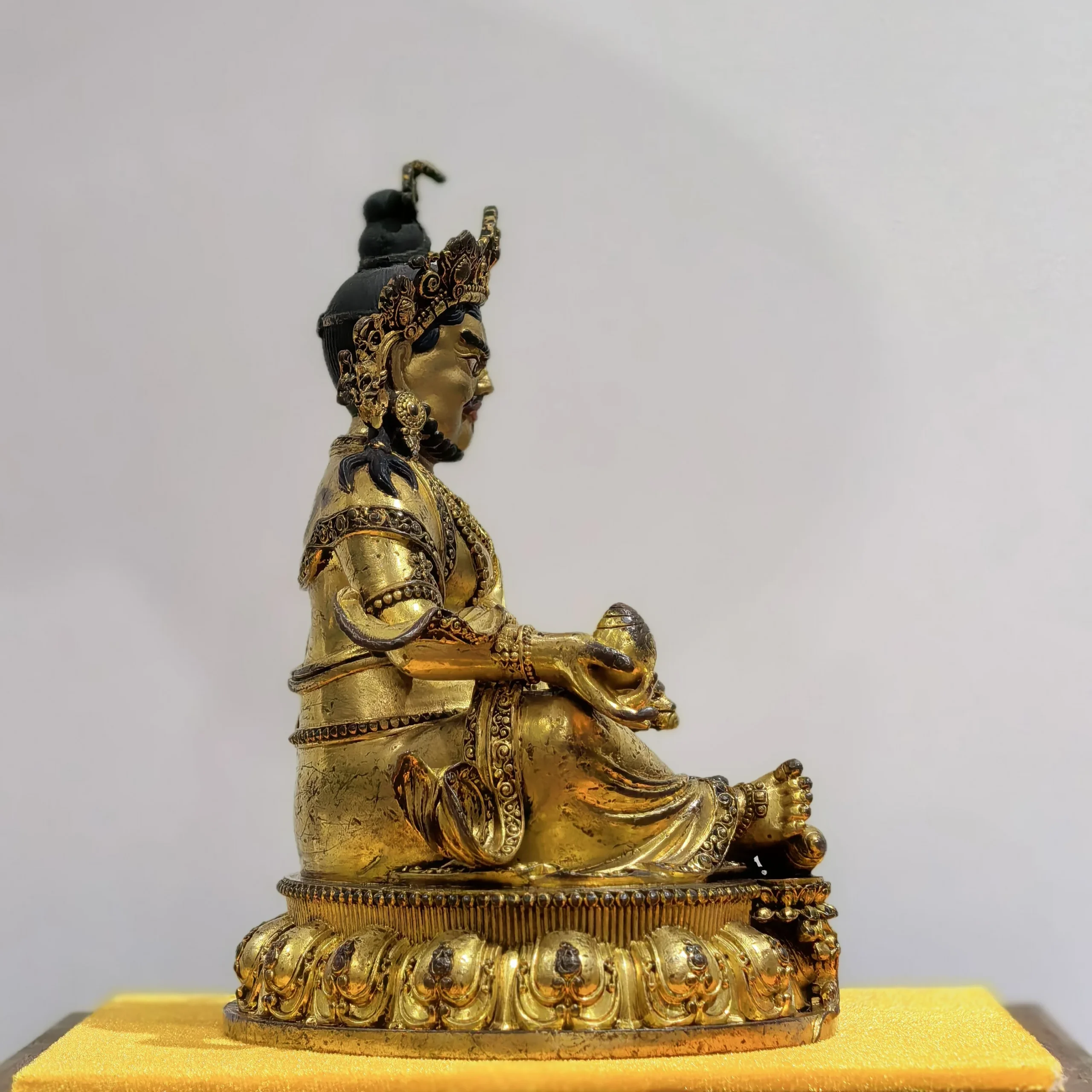 Fortune and Wisdom, Gathering Treasures, God of Wealth