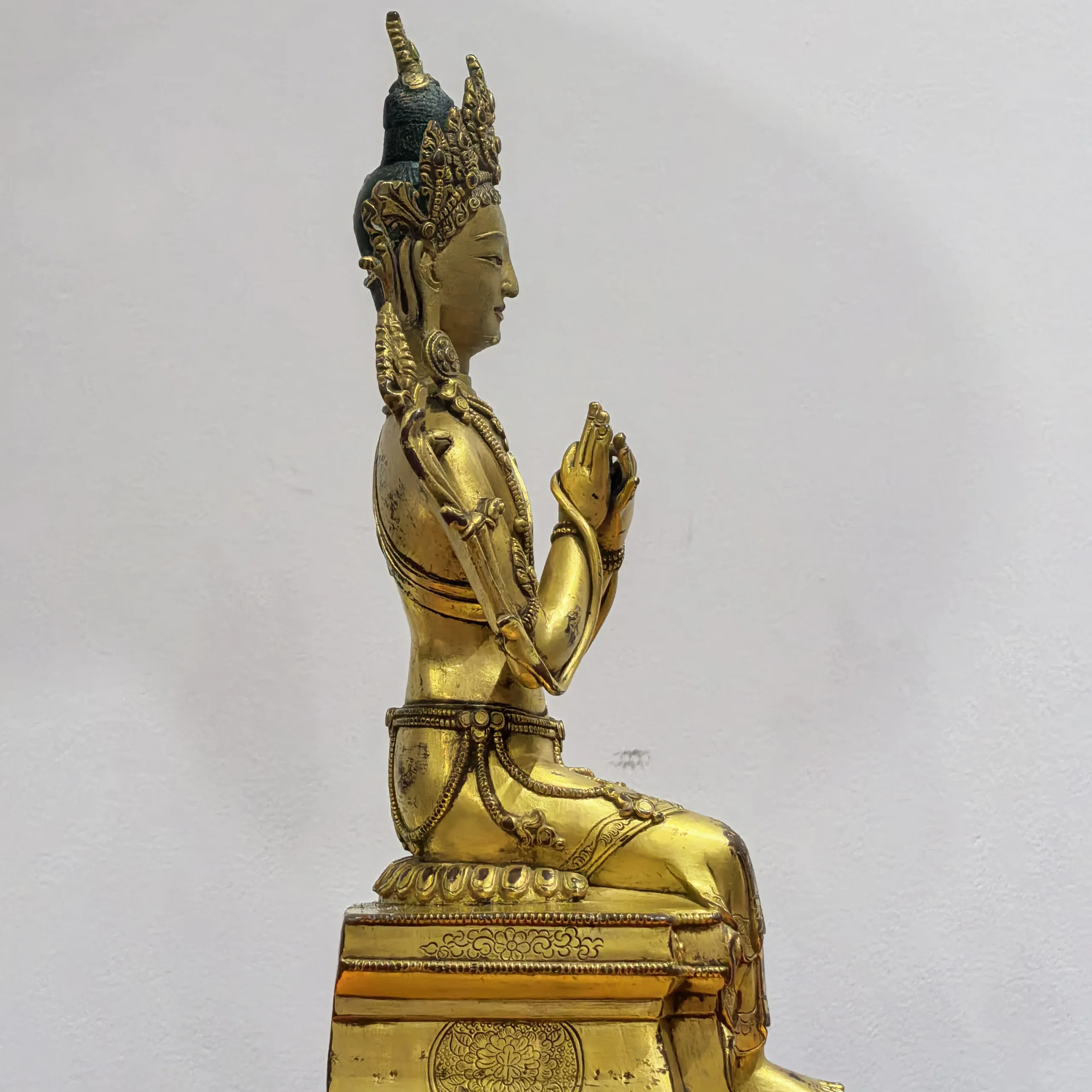 Gilt Bronze Statue of Four-Armed Avalokitesvara in Seated Posture