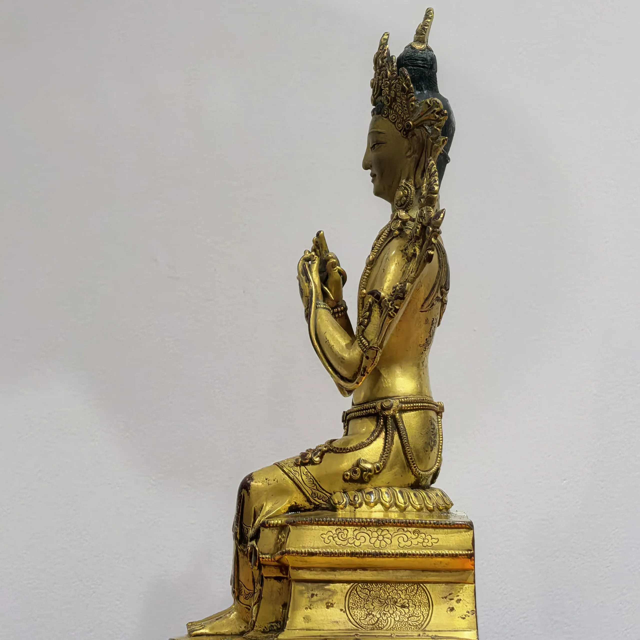 Gilt Bronze Statue of Four-Armed Avalokitesvara in Seated Posture